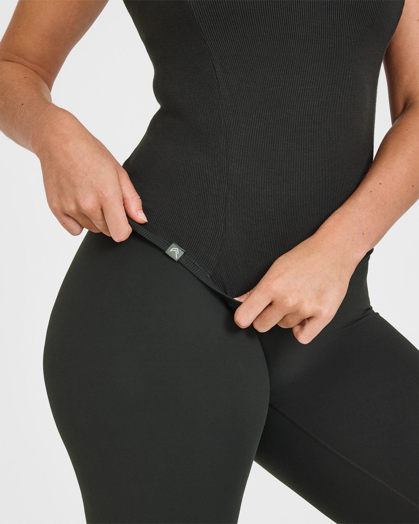 Mellow™ Rib T-Shirt | Soft Black