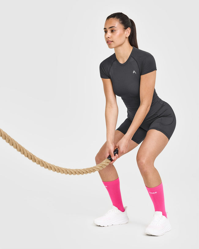 Go To Seamless Fitted Mid Top | Coal