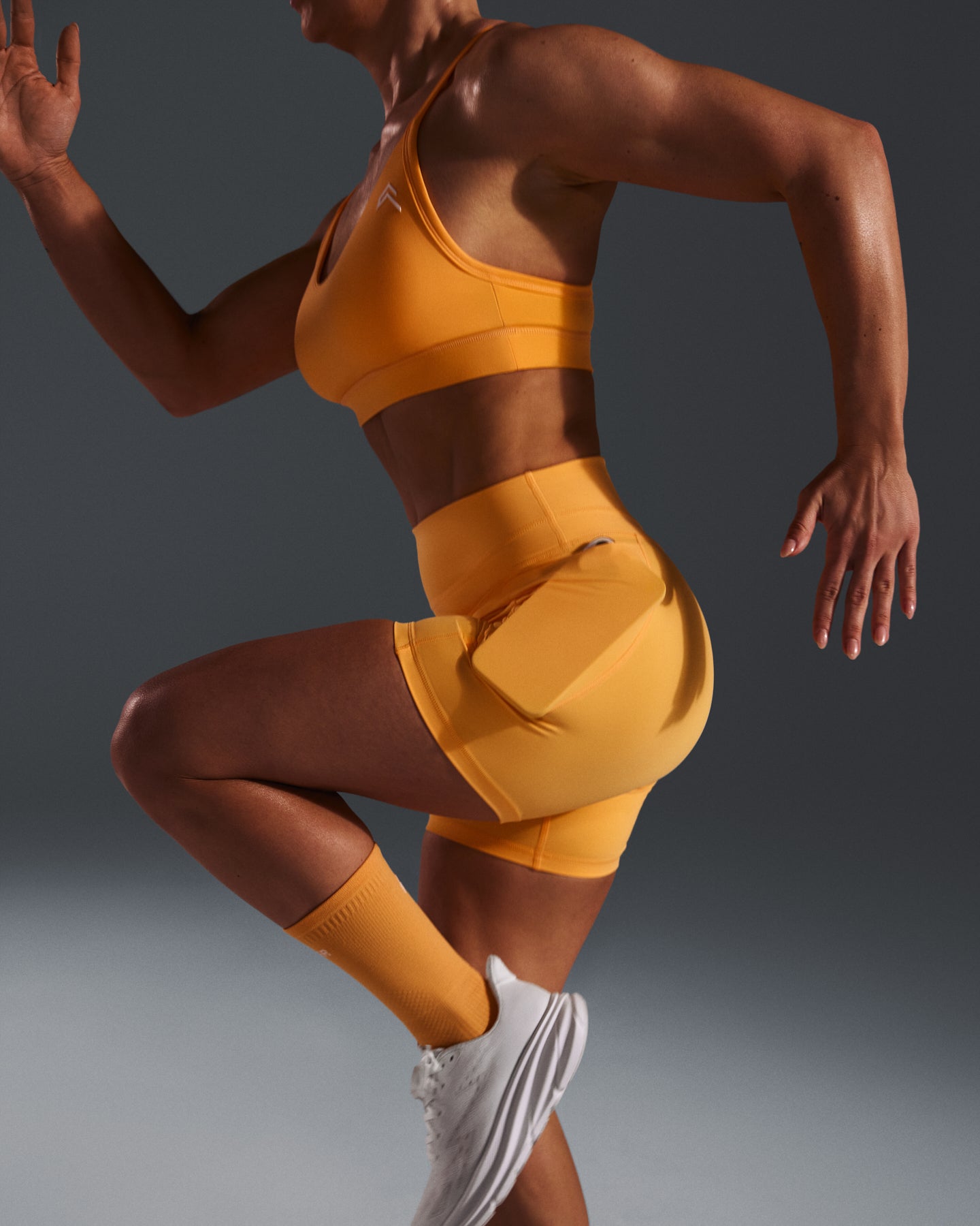 Unified High Waisted Pocket Shorts 6" | Powdered Orange