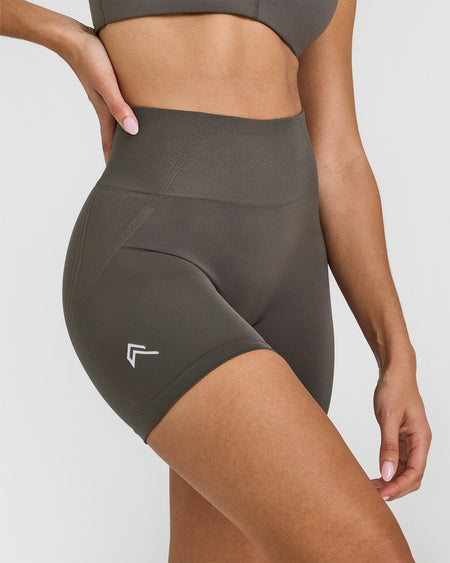 Effortless Seamless Shorts | Deep Taupe