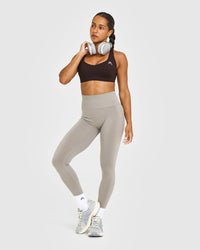 EasyLift™ Cross Back Sports Bra with White Logo | 70% Cocoa