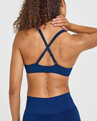 EasyLift™ Cross Back Sports Bra | Midnight