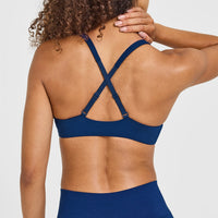 EasyLift™ Cross Back Sports Bra | Midnight