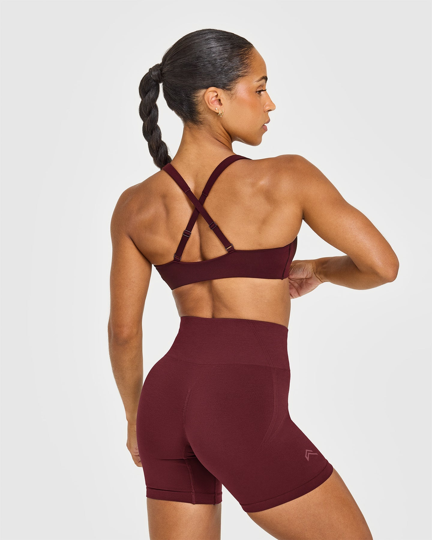 EasyLift™ Cross Back Sports Bra with White Logo | Rosewood