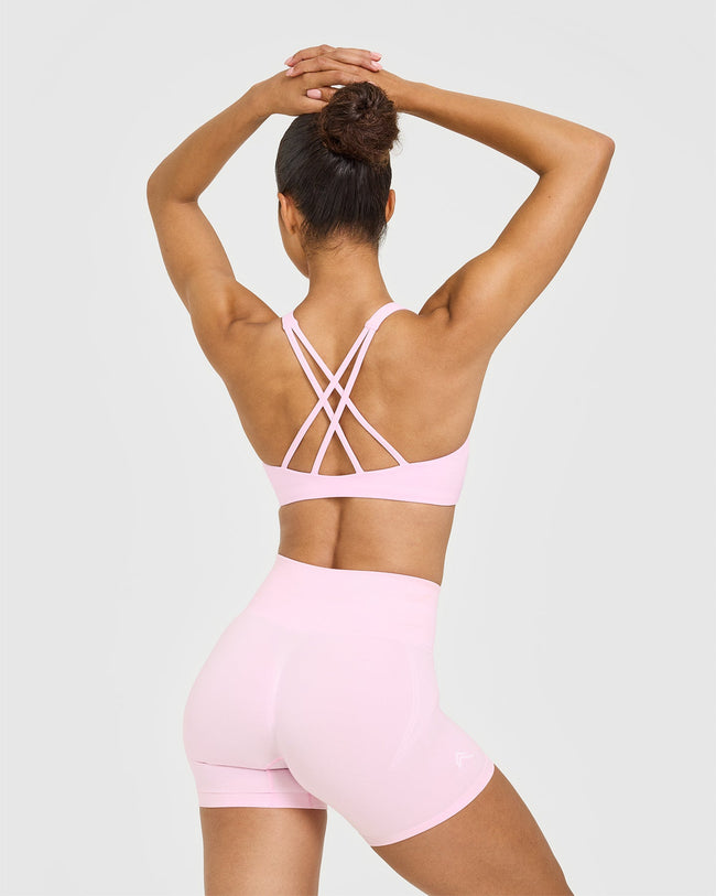 EasyLift™ High Neck Sports Bra | Chalk Pink