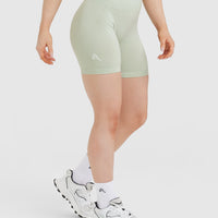 Effortless Seamless Shorts | Tea Green