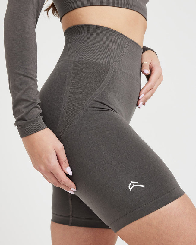 Effortless Seamless Cycling Shorts | Deep Taupe