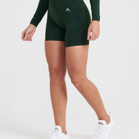 Effortless Seamless Shorts | Evergreen