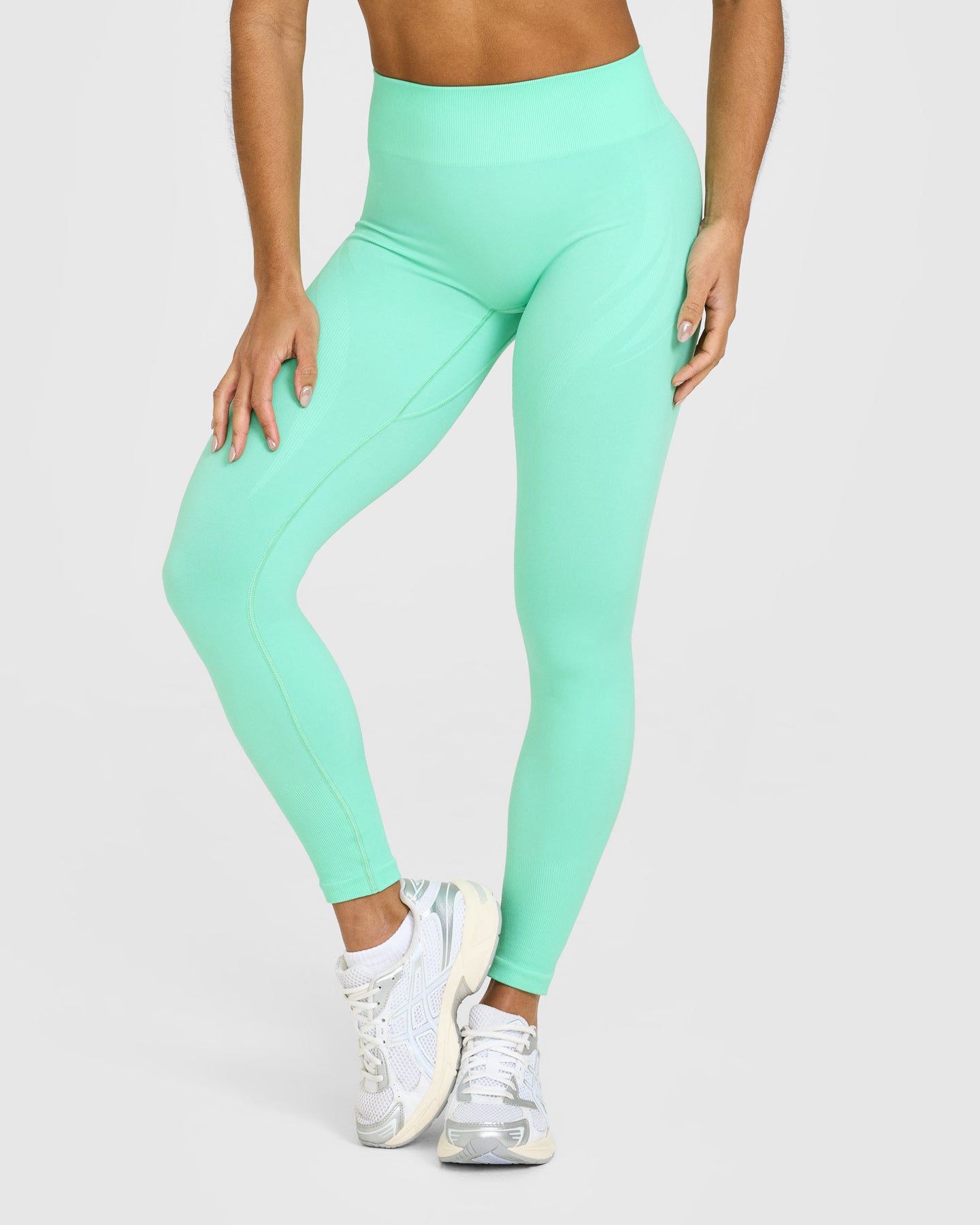 EnhanceLift™ Seamless Leggings with White Logo | Peppermint Green