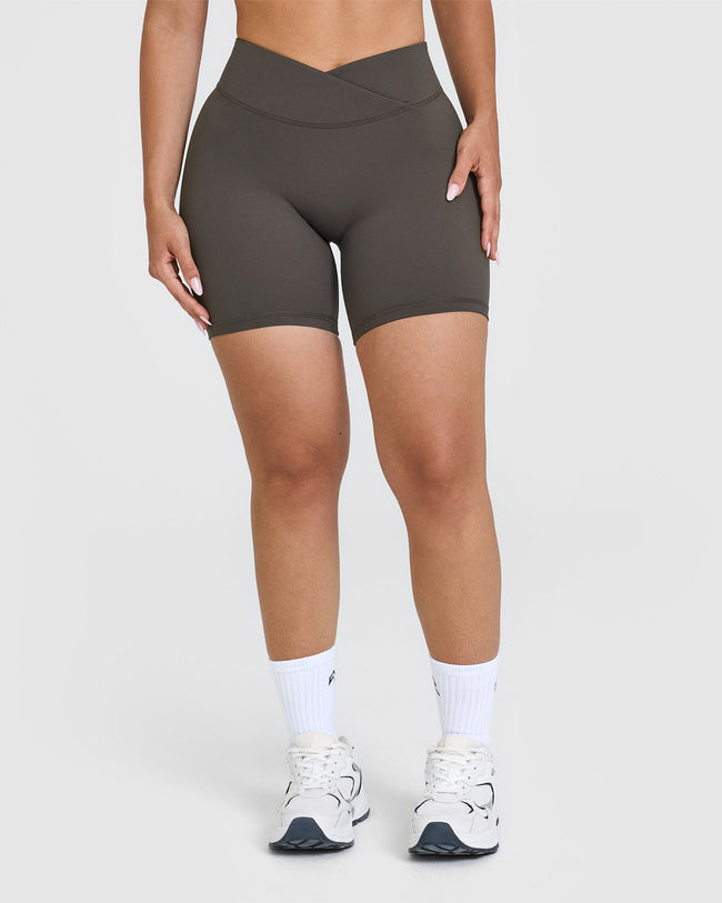 Unified Wrap Shorts 6" | Deep Taupe