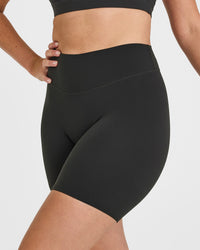 SoftMotion Cycling Shorts 8" | Soft Black