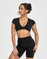 Unified Twist Front Short Sleeve Crop Top | Black