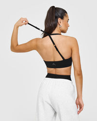Unified Twist Sports Bra | Black