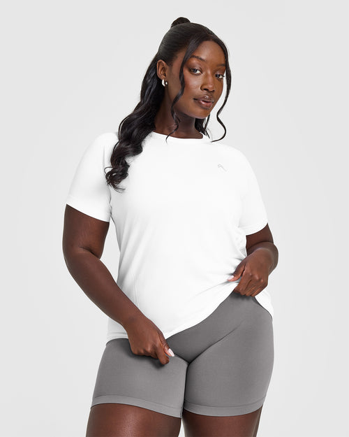 Oner Modal Go To Seamless Loose Top | White