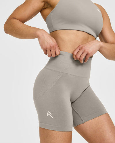 EffortlessLift™ Seamless Shorts with White Logo | Warm Sand