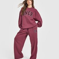 Foundations Oversized Oner 25 Straight Leg Joggers | Burnt Maroon