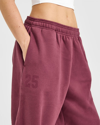 Foundations Oversized Oner 25 Straight Leg Joggers | Burnt Maroon