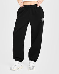 Foundations Oversized Oner Girlfriend Joggers | Black