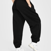 Foundations Oversized Oner Girlfriend Joggers | Black