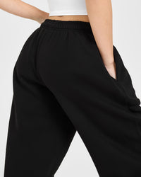 Foundations Oversized Oner Girlfriend Joggers | Black
