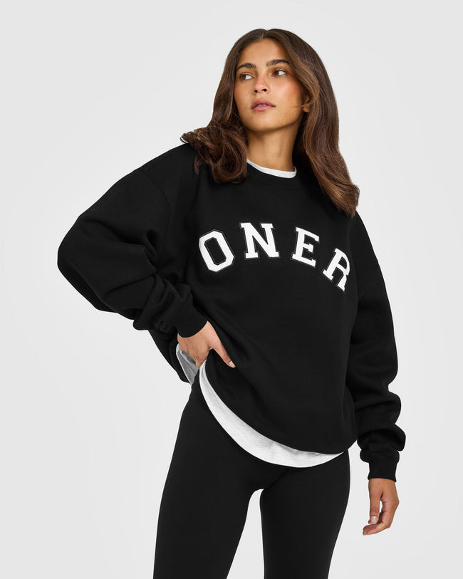 Foundations Oversized Oner Girlfriend Sweatshirt | Black