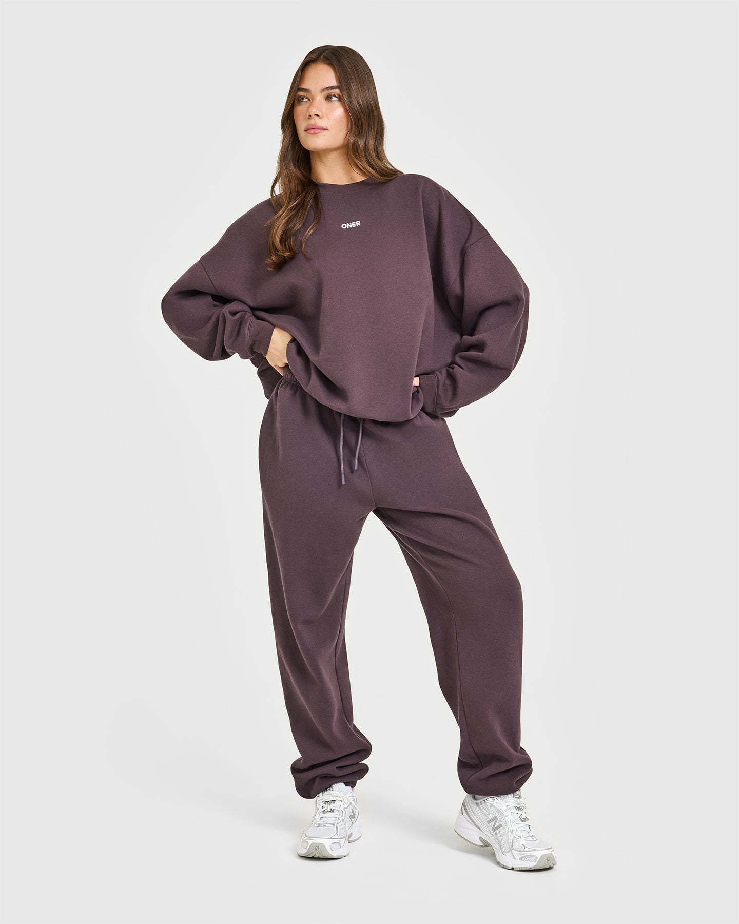 Mid Weight Relaxed Joggers | Umber Brown