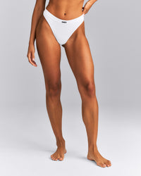 Seamless Thong | White