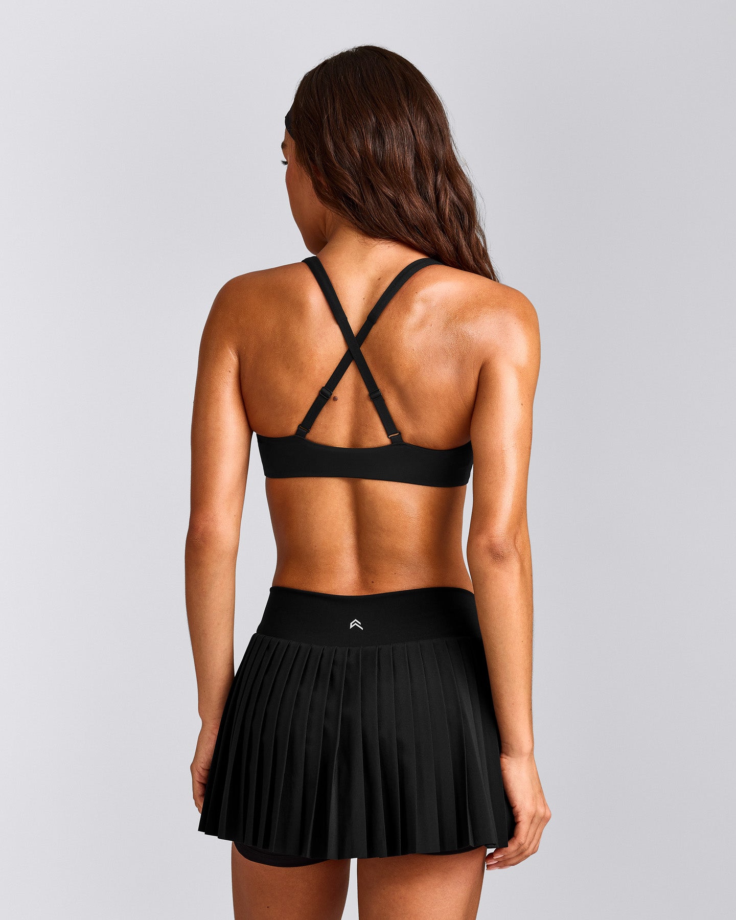 EasyLift™ Cross Back Sports Bra | Black