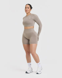 Go To Seamless Fitted Crop Long Sleeve Top | Minky