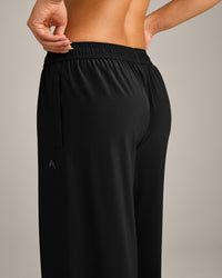 AirMove™ Straight Leg Joggers | Black