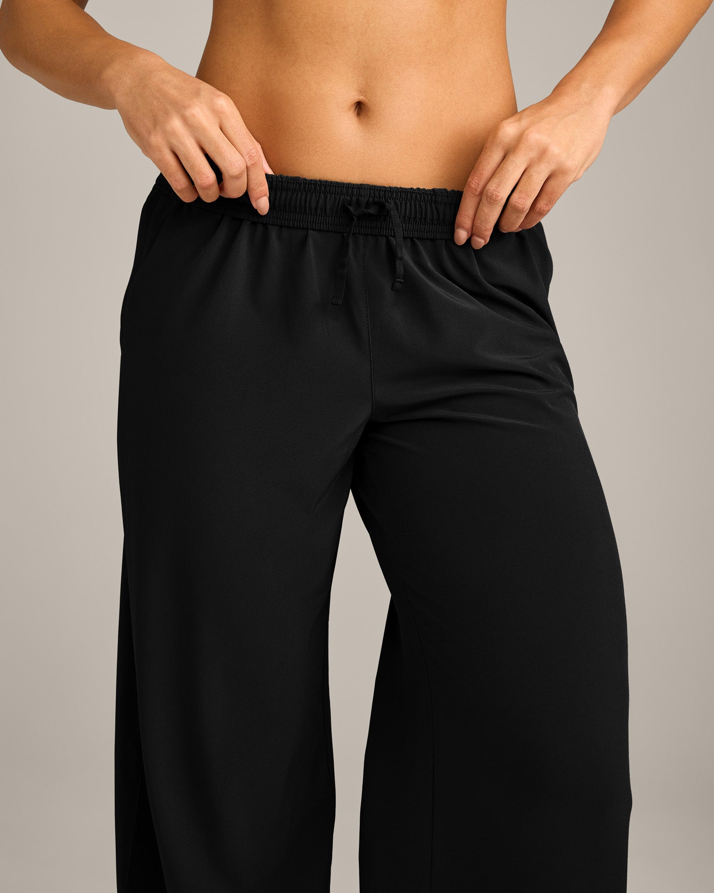 AirMove™ Straight Leg Joggers | Black