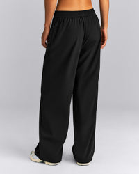 AirMove™ Straight Leg Drawcord Pants | Black