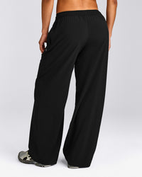 AirMove™ Straight Leg Pants | Black