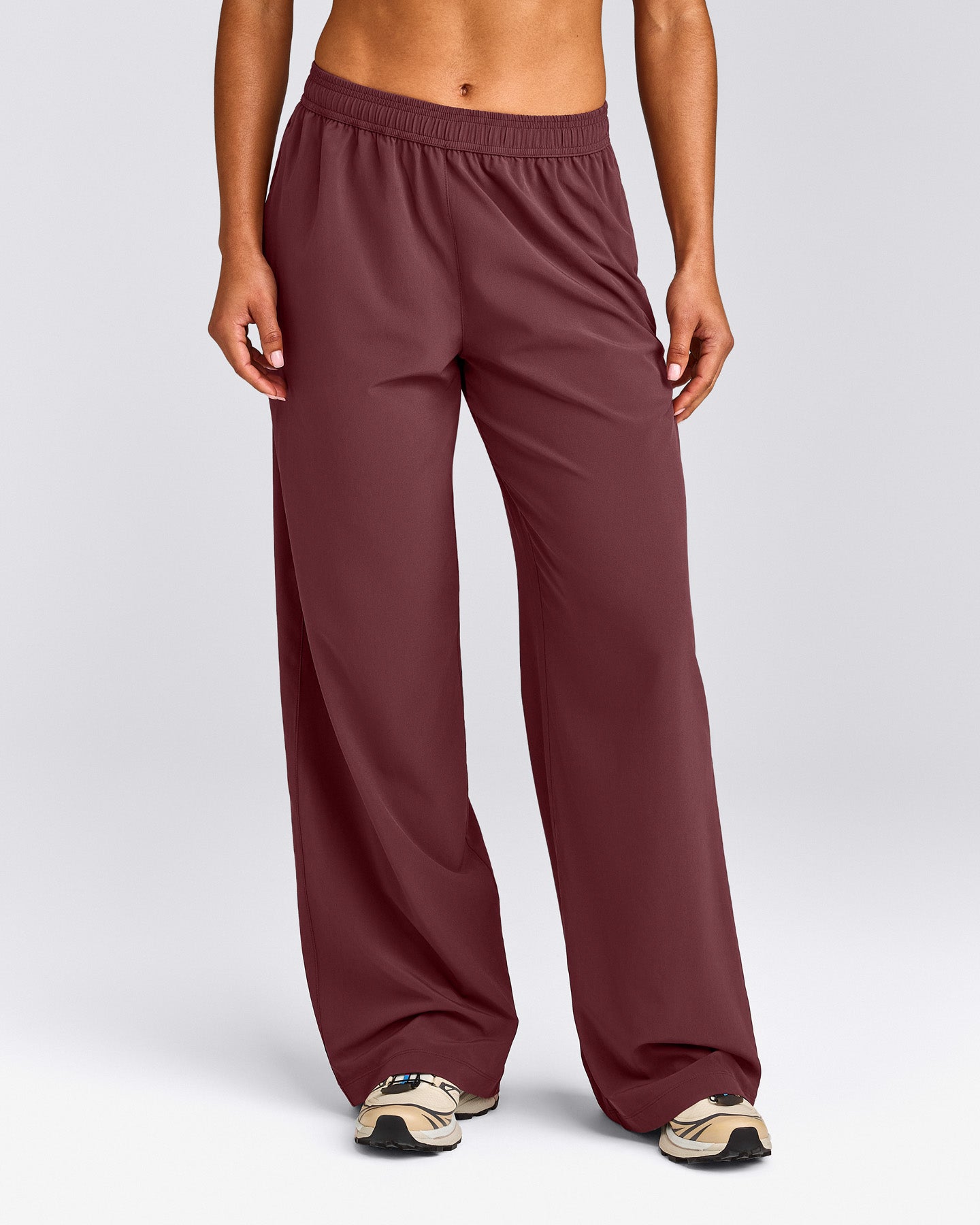 AirMove™ Straight Leg Pants | Velvet Mocha