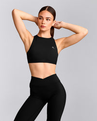 EasyLift™ High Neck Sports Bra | Black