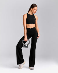 EasyLift™ High Neck Sports Bra | Black