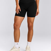 EffortlessLift™ Seamless Mid Rise Shorts | Black