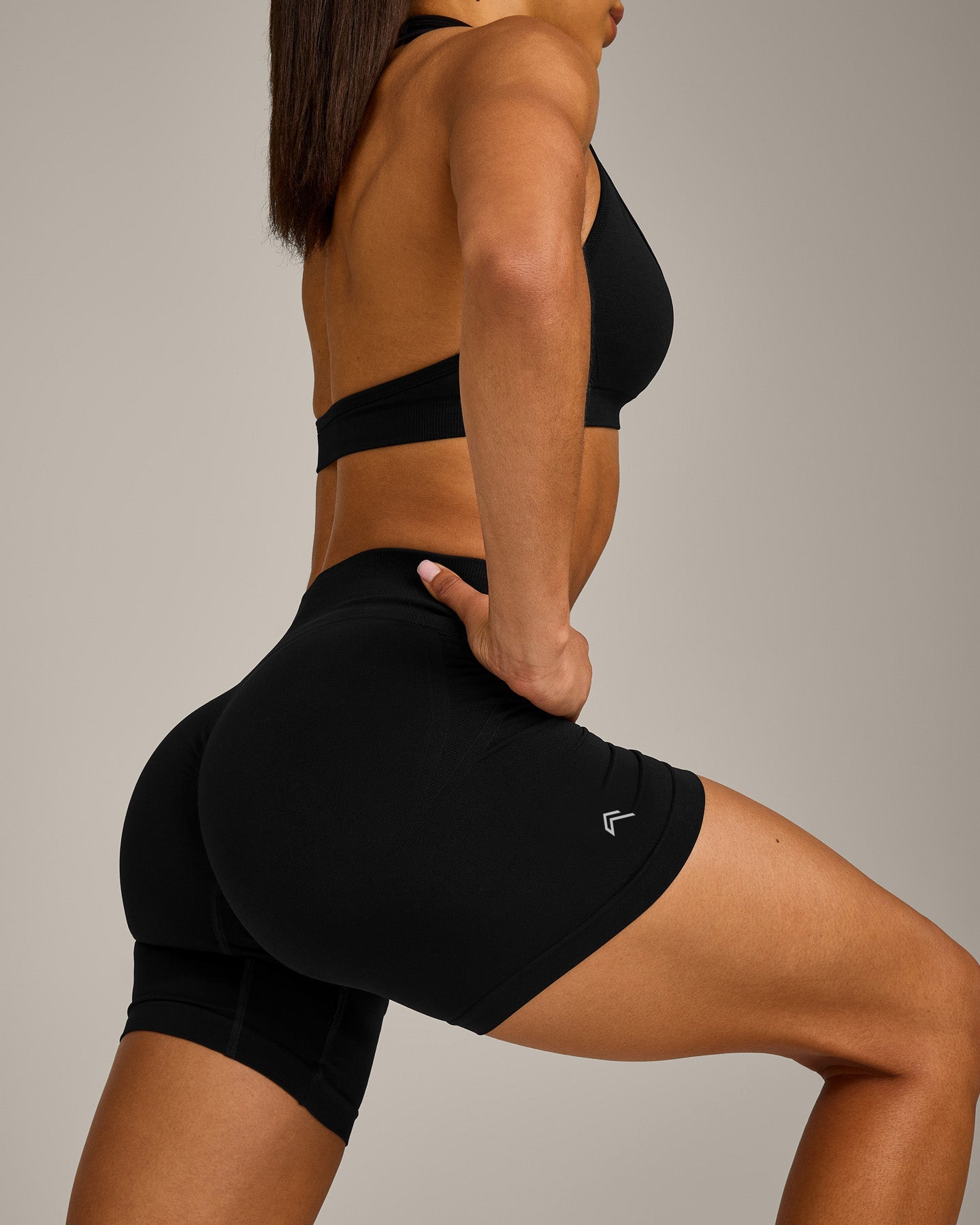 EffortlessLift™ Seamless Mid Rise Shorts New Branding | Black