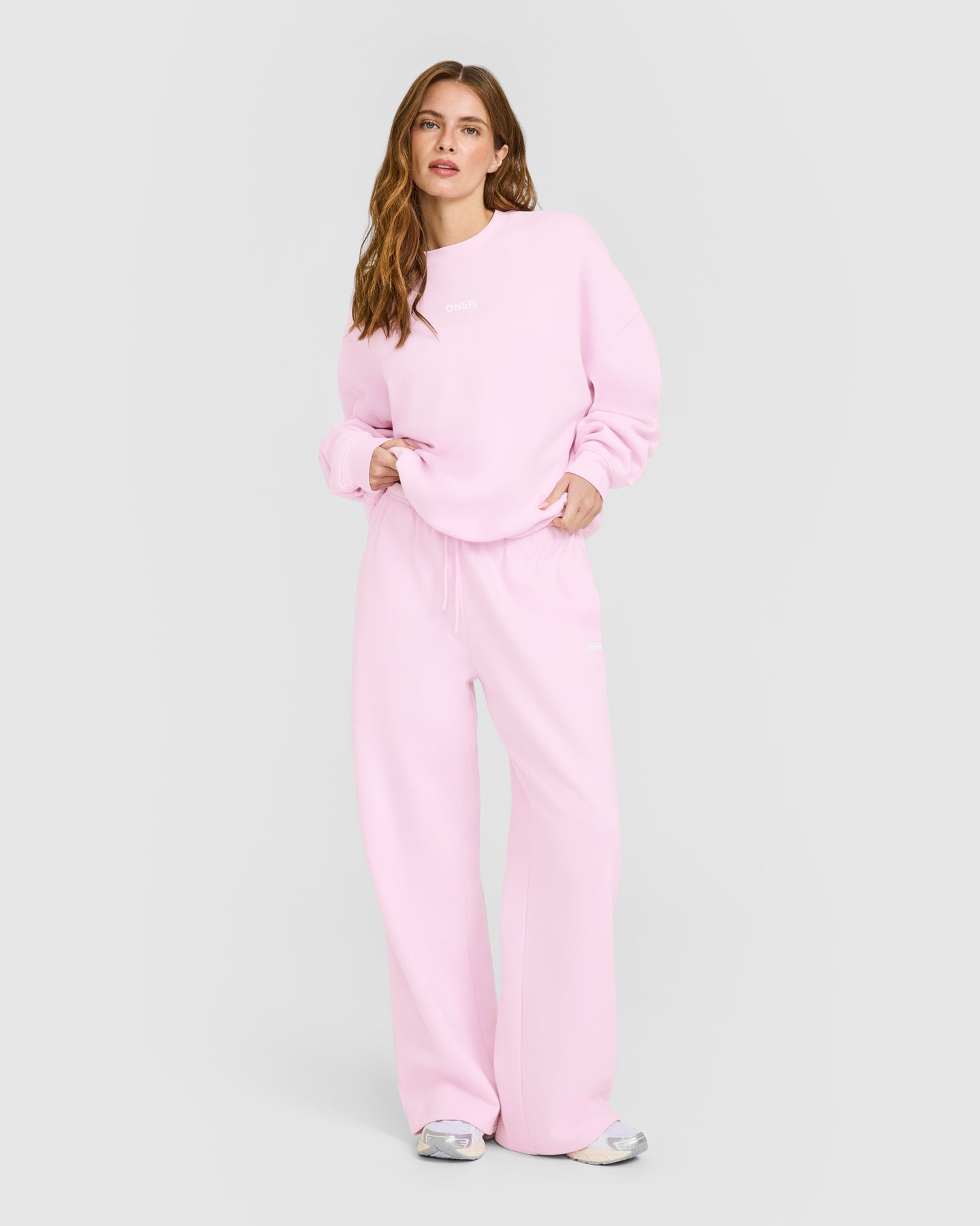 Mid Weight Relaxed Straight Leg Joggers | Chalk Pink