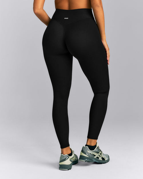 SoftMotion™ High Waisted Leggings | Black