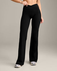 UnifiedMove Wrap Flared Bottoms with Reflective Logo | Black