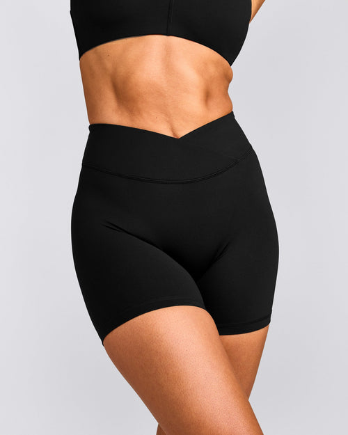 UnifiedMove™ Wrap Shorts 6" | Black