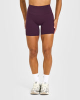 Unified High Waisted Pocket Shorts 6" | Blackberry Purple