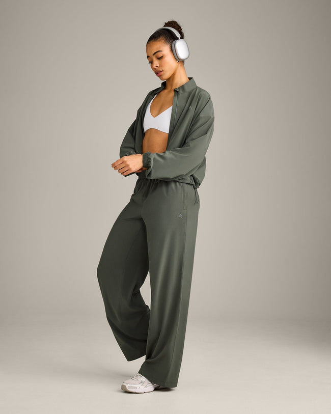 AirMove™ Straight Leg Joggers | Dark Khaki