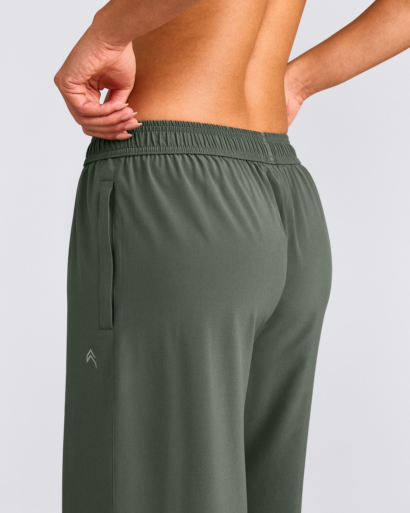 AirMove™ Straight Leg Trousers with Reflective Logo | Dark Khaki