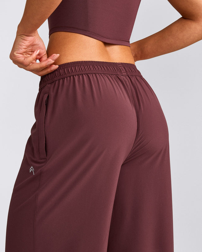 AirMove™ Straight Leg Trousers with Reflective Logo | Velvet Mocha