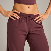 AirMove™ Straight Leg Joggers | Velvet Mocha