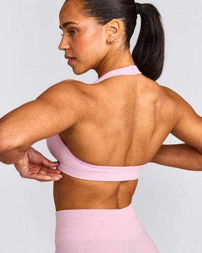 EffortlessLift™ Seamless Halter Neck Sports Bra with Grey Logo | Chalk Pink