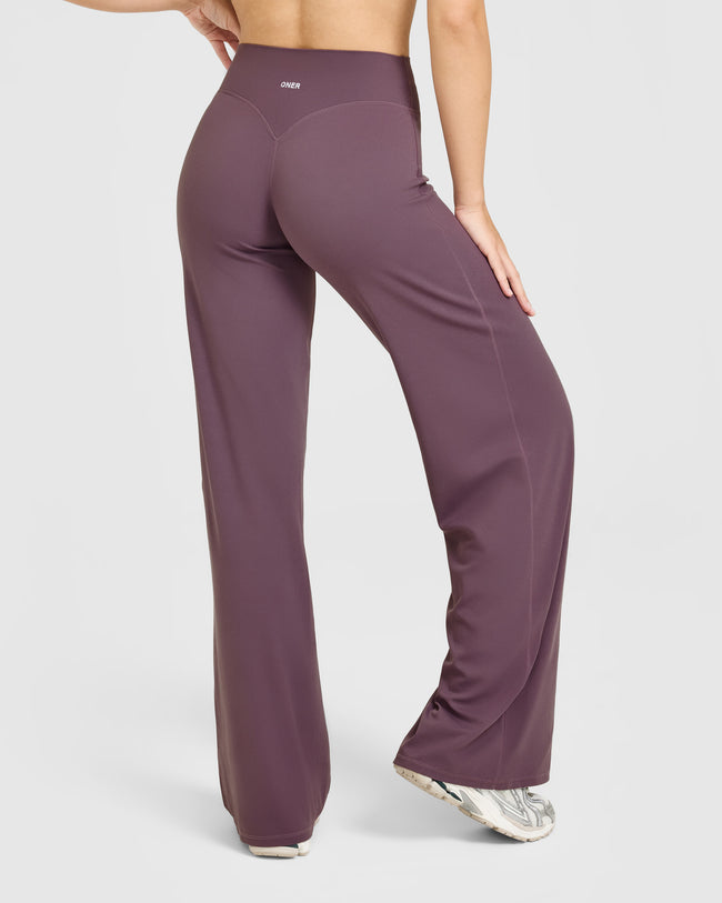 SoftMotion™ Straight Leg Bottoms with White Logo | Vintage Purple