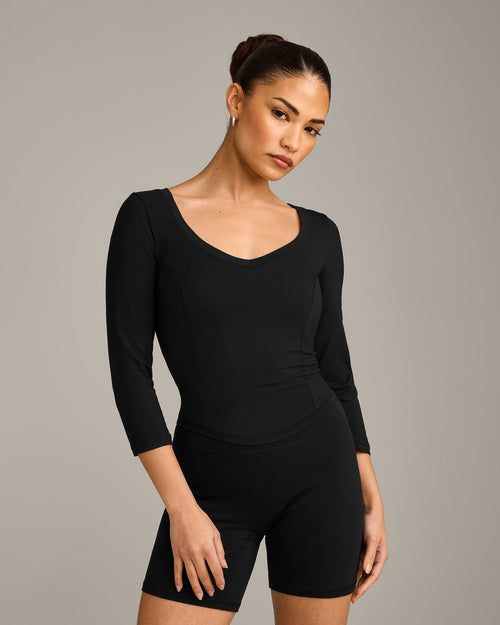 Mellow™ Motion Wide V Neck 3/4 Length Sleeve Mid Top | Black